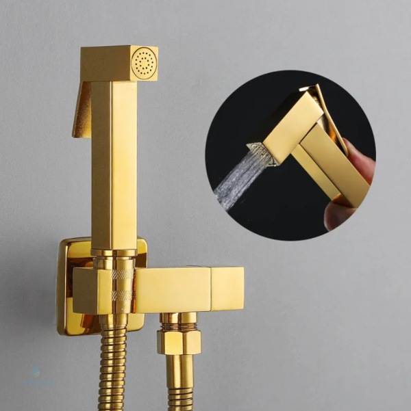 Douchette pour toilettes, design pratique et élégant