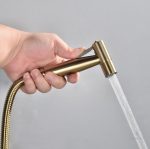 Accessoire de douchette pour WC suspendus